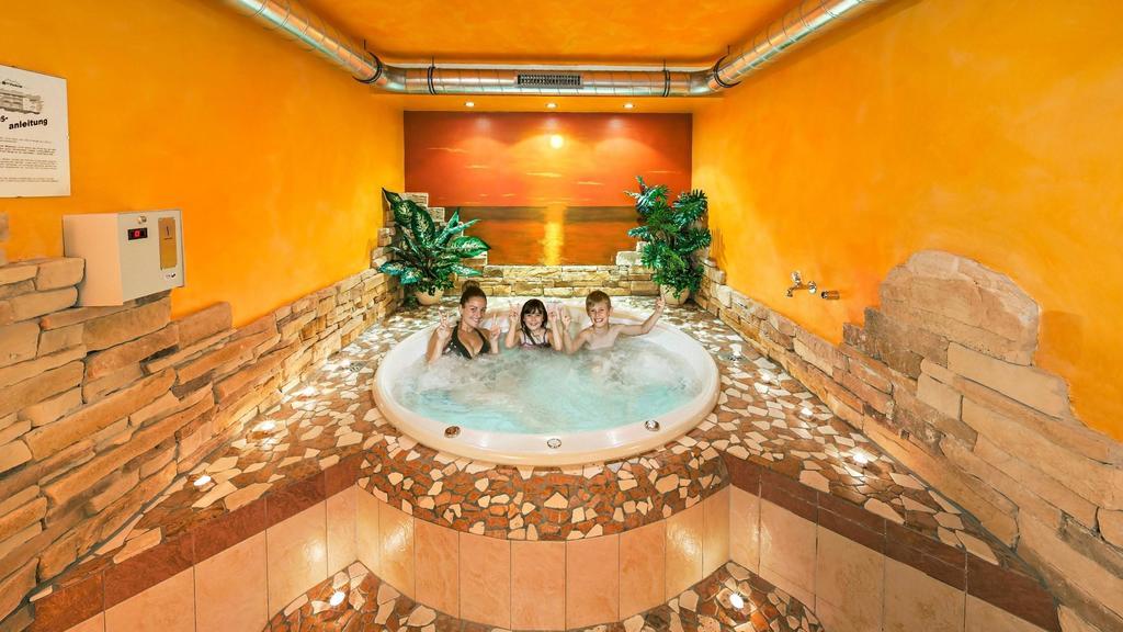 Apart-Hotel Bergkoenig Фис Екстериор снимка