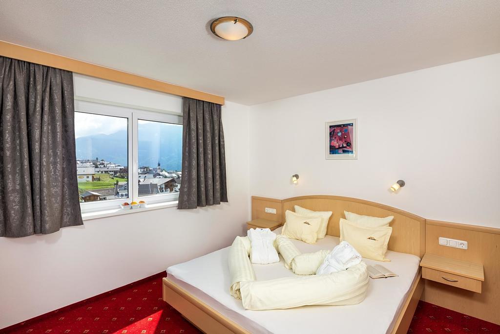 Apart-Hotel Bergkoenig Фис Екстериор снимка