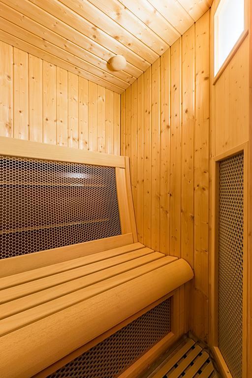 Apart-Hotel Bergkoenig Фис Екстериор снимка